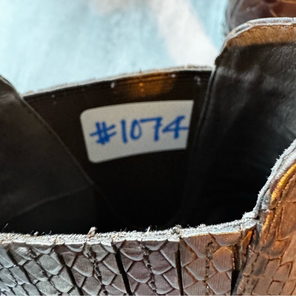 Donald Pliner Milann Studded Heel Dark Brown Slip On Leather Boots 9.5 Grunge - Picture 10 of 14